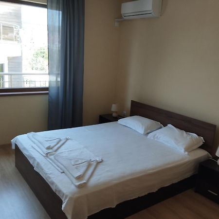 Alfa Guest Rooms With Parking فارنا المظهر الخارجي الصورة