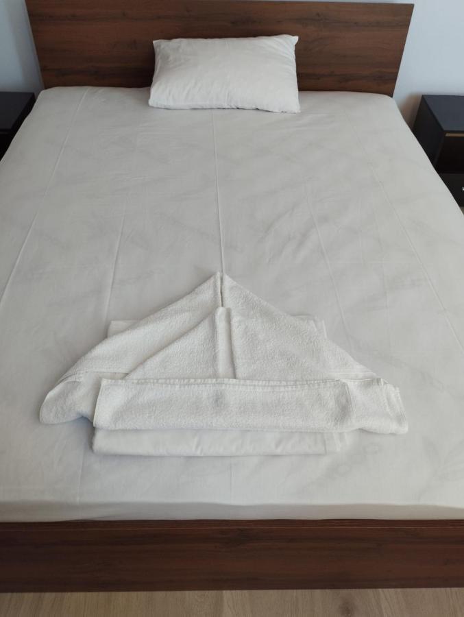 Alfa Guest Rooms With Parking فارنا المظهر الخارجي الصورة