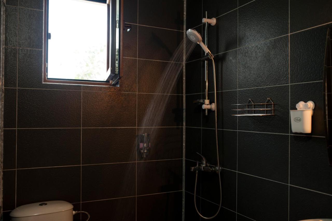 Alfa Guest Rooms With Parking فارنا المظهر الخارجي الصورة