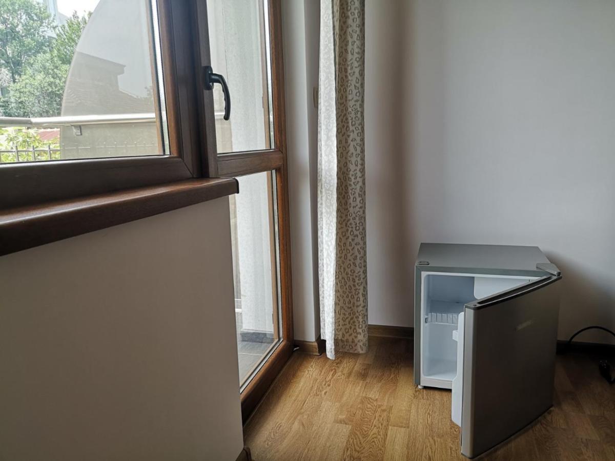 Alfa Guest Rooms With Parking فارنا المظهر الخارجي الصورة